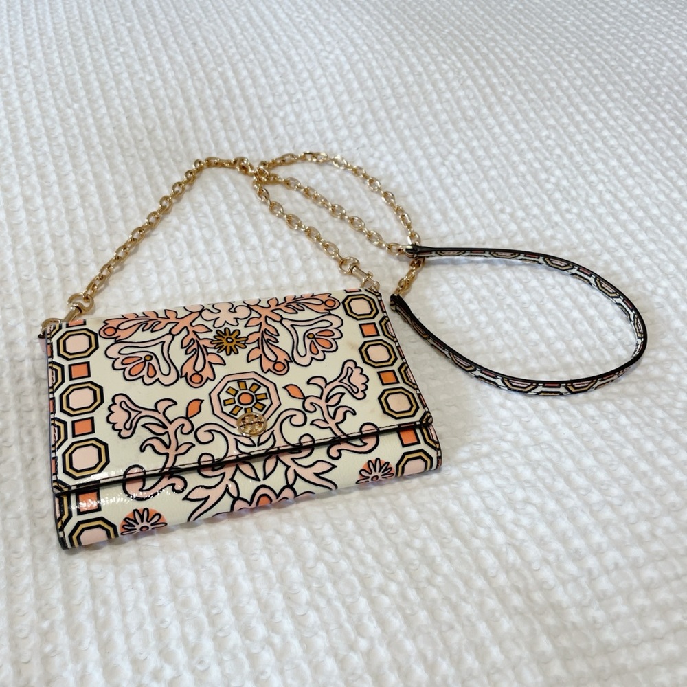 Floral Cream and Pink Chain-Strap Crossbody Bag - Picture 2 of 12
